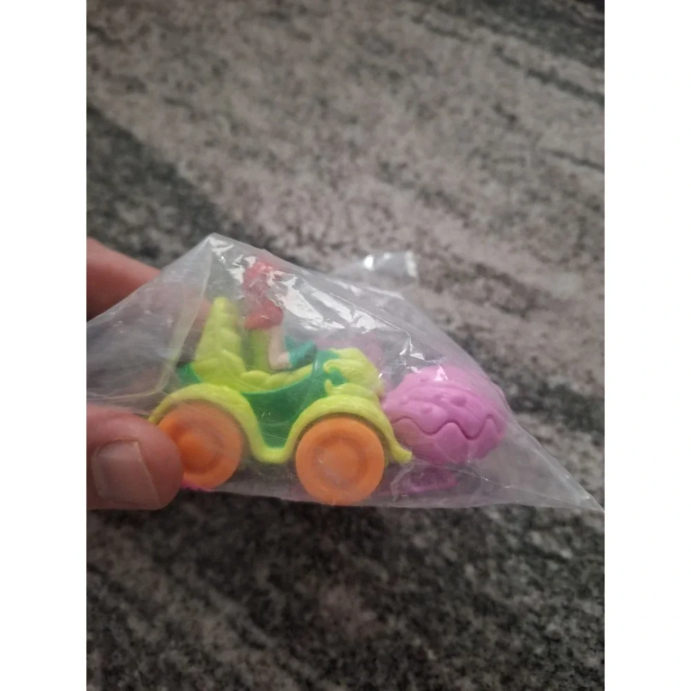 McDonald's Batman The Animated Series Poison Ivy Toy Car Vintage 90s Sealed New